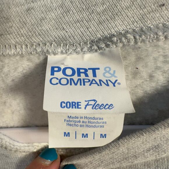 Yellowstone Dutton Ranch Sweatshirt Unisex M Cowboy Western Merch Graphic Top - Picture 6 of 11